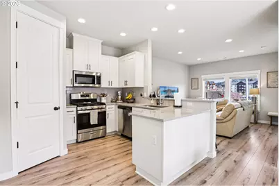 11489 SE Pleasant Valley Pkwy, Happy Valley, OR 97086 - Photo 12