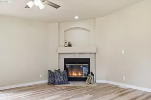 5972 Mt Vernon Rd, Springfield, OR 97478 - Photo 6