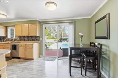 3820 SE Stott Cir, Troutdale, OR 97060 - Photo 18