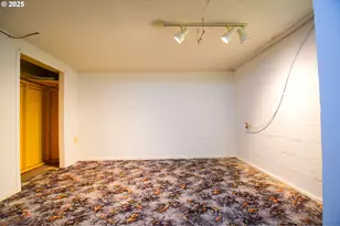 16163 French Prairie Rd, Woodburn, OR 97071 - Photo 20