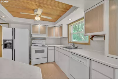 16163 French Prairie Rd, Woodburn, OR 97071 - Photo 32