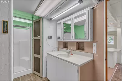 16163 French Prairie Rd, Woodburn, OR 97071 - Photo 38