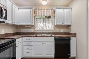 1602 Broadway St, Baker City, OR 97814 - Photo 4