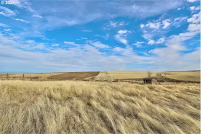 62722 Hart Rd, Moro, OR 97039 - Photo 10