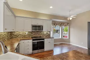 778 SE St Andrews Ln, Dallas, OR 97338 - Photo 14