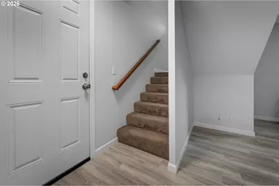 2960 SE 5th St, Gresham, OR 97080 - Photo 16
