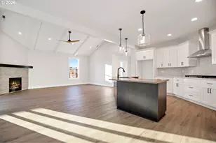 2039 SE 10th Pl, Canby, OR 97013 - Photo 2