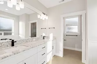 2039 SE 10th Pl, Canby, OR 97013 - Photo 14