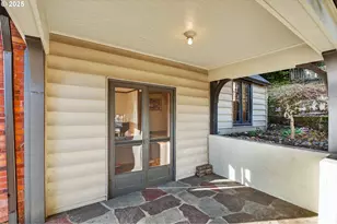 2207 NE Ridgewood Dr, Portland, OR 97212 - Photo 44