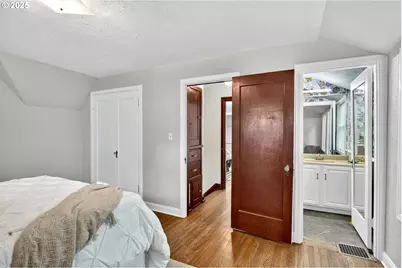 2207 NE Ridgewood Dr, Portland, OR 97212 - Photo 28