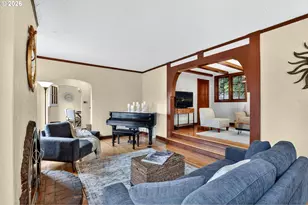 2207 NE Ridgewood Dr, Portland, OR 97212 - Photo 8