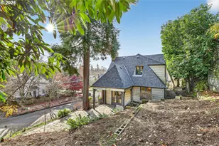 2207 NE Ridgewood Dr, Portland, OR 97212 - Photo 42