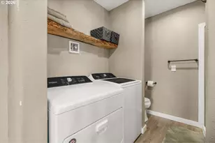 216 Terrace Dr, Glide, OR 97443 - Photo 32
