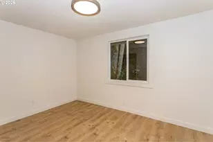 395 E 46th Ave, Eugene, OR 97405 - Photo 24
