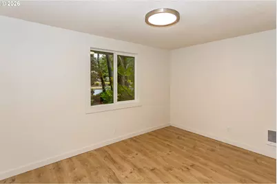 395 E 46th Ave, Eugene, OR 97405 - Photo 28