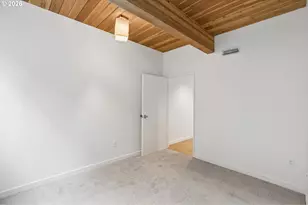 2538 NW Thurman St, Portland, OR 97210 - Photo 26