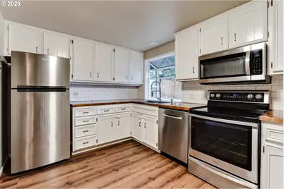2665 E Wilshire Dr, Eugene, OR 97405 - Photo 12