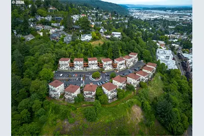 232 NW Uptown Ter #1B, Portland, OR 97210 - Photo 32