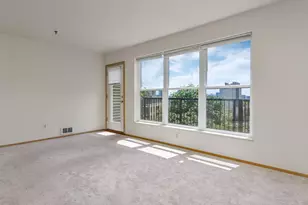 232 NW Uptown Terrace, Portland, OR 97210 - Photo 6