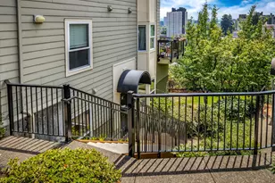 232 NW Uptown Terrace, Portland, OR 97210 - Photo 2