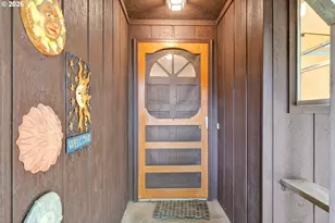 600 Queens Ct, Lakeside, OR 97449 - Photo 2