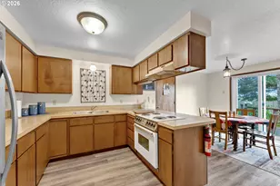 600 Queens Ct, Lakeside, OR 97449 - Photo 10