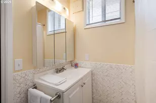 6104 NE Willow St, Portland, OR 97213 - Photo 16