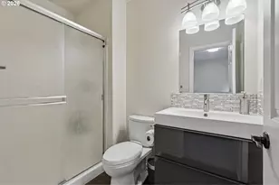 5700 NE 82nd Ave, Vancouver, WA 98662 - Photo 16