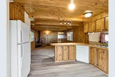820 NW Wade St #45, Estacada, OR 97023 - Photo 10