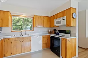 3621 NE 10th St, Otis, OR 97368 - Photo 10