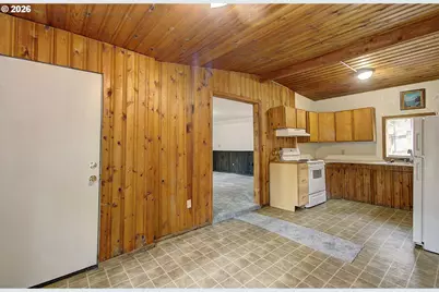 38013 NE Sunset Falls Rd, Yacolt, WA 98675 - Photo 8