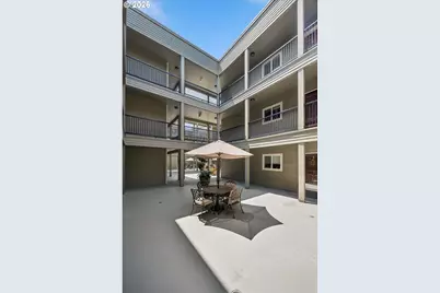 1441 SW Clay St #210, Portland, OR 97201 - Photo 34