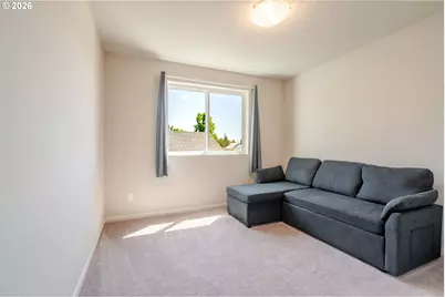 235 Walnut St, Mount Angel, OR 97362 - Photo 32
