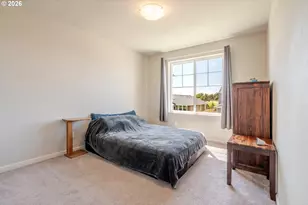 235 Walnut St, Mount Angel, OR 97362 - Photo 20