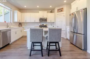 235 Walnut St, Mount Angel, OR 97362 - Photo 14