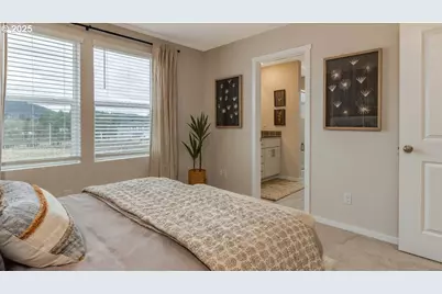 9266 SE Middleton St, Happy Valley, OR 97086 - Photo 10