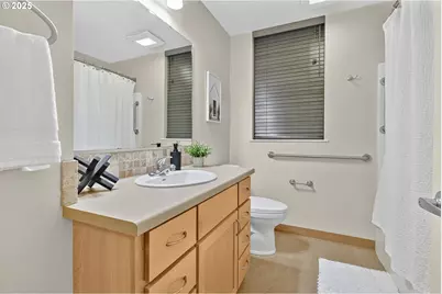 347 Rustic Pl #1, Eugene, OR 97401 - Photo 24