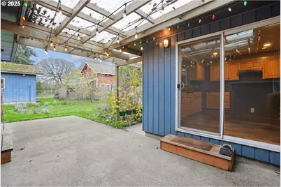 414 N 2nd St, Jefferson, OR 97352 - Photo 34