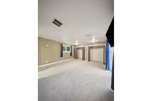 414 N 2nd St, Jefferson, OR 97352 - Photo 32