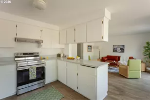 13017 SW Tearose Way, Portland, OR 97223 - Photo 14