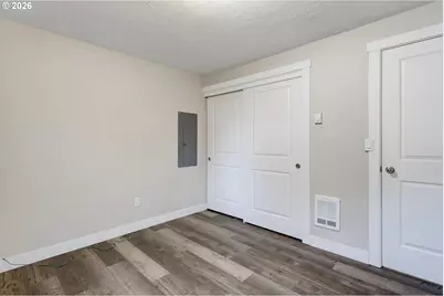 9705 NE Burton Rd, Vancouver, WA 98662 - Photo 26