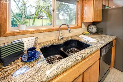 4490 Doyle St, Eugene, OR 97404 - Photo 22