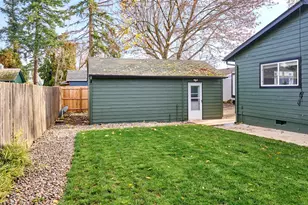 1006 Well St, Silverton, OR 97381 - Photo 28