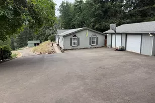 27020 SW Regia Dr, Sheridan, OR 97378 - Photo 4