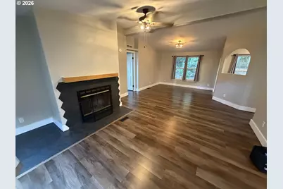 27020 SW Regia Dr, Sheridan, OR 97378 - Photo 18
