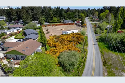 87693 Bill Creek Ln, Bandon, OR 97411 - Photo 10
