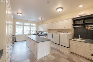 37524 Soap Creek Rd, Corvallis, OR 97330 - Photo 12