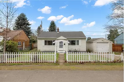 8425 NE Humboldt St, Portland, OR 97220 - Photo 1