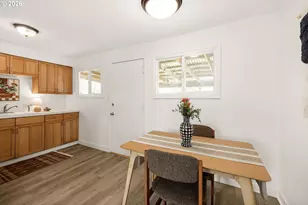 8425 NE Humboldt St, Portland, OR 97220 - Photo 10