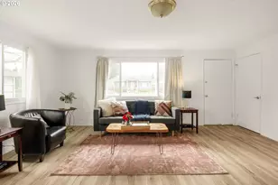 8425 NE Humboldt St, Portland, OR 97220 - Photo 6